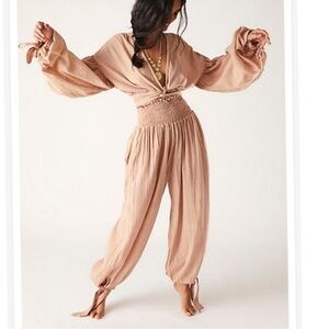 Jens Pirate Booty 2 piece size large beautiful cotton pants and top harem